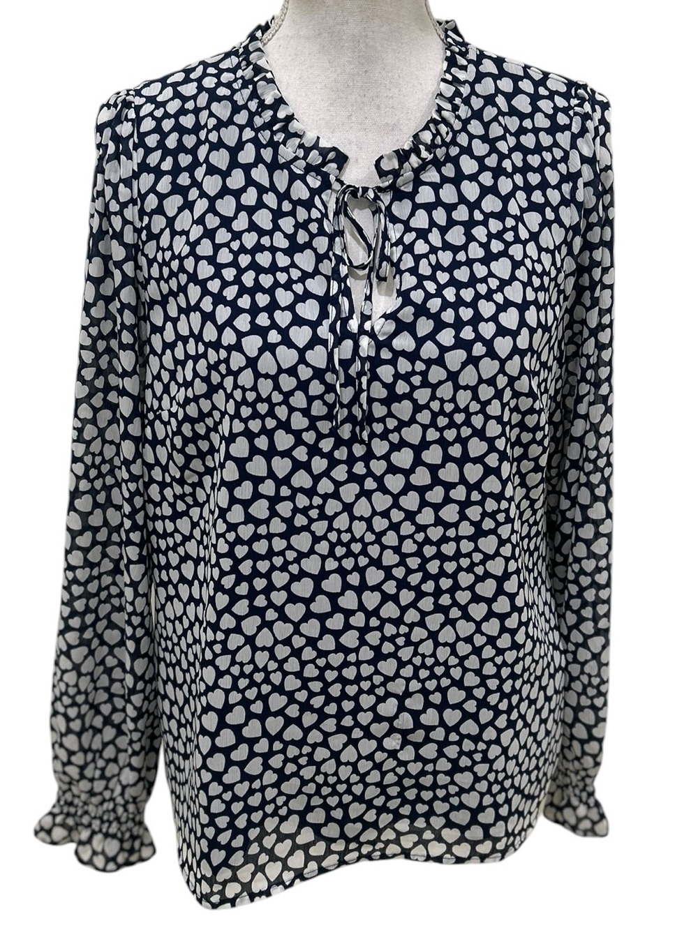 J. Crew Navy & White Heart-Print Tie-Neck Blouse lined pleated collar medium